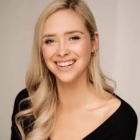 Herec Emily Mogilner