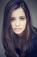 Herec Holly Earl