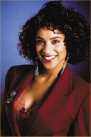 Herec Karyn Parsons