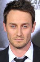 Herec Josh Stewart