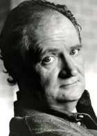 Herec Jim Broadbent