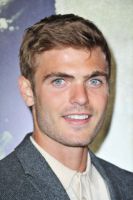 Herec Alex Roe