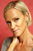 Herec Hermione Norris