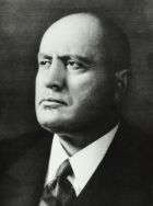 Herec Benito Mussolini