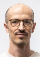 Režisér Vojtěch Strakatý