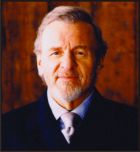 Herec Colm Wilkinson