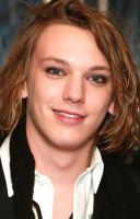 Herec Jamie Campbell Bower