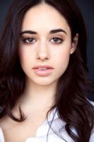 Herec Jeanine Mason