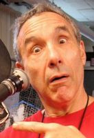 Režisér Lloyd Kaufman