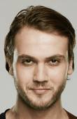 Herec Aras Bulut  İynemli