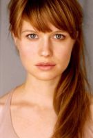 Herec Genevieve Angelson
