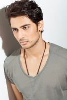 Herec Shiv Pandit