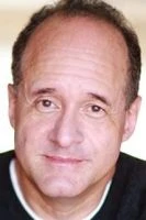 Herec Adam Grupper