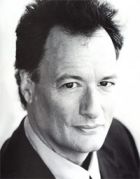 Herec John de Lancie