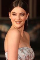 Herec Millie Brady