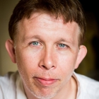 Herec Adam Speers