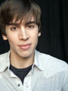 Herec Jordan Gavaris