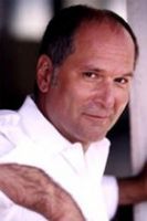 Herec John Kapelos