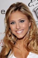 Herec Cassie Scerbo