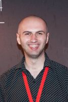Herec Adrian Tofei