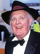 Herec Joss Ackland