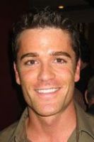 Herec Yannick Bisson