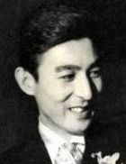 Herec Akihiko Hirata