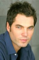 Herec Tim Rozon