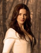 Herec Bridget Regan