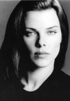 Herec Debi Mazar