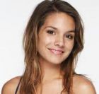 Herec Caitlin Stasey