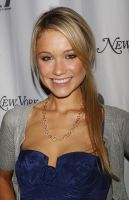 Herec Katrina Bowden