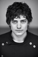 Herec Aneurin Barnard