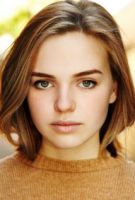 Herec Odessa Young