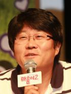 Režisér Lee Jeong-cheol