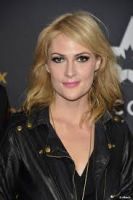 Herec Emily Haines