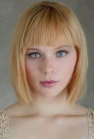 Herec Caroline Hebert