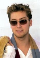 Herec James Lance  Bass