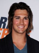 Herec James Maslow