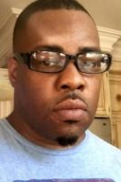 Herec Curtis Nichouls