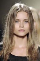 Herec Abbey Lee