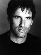 Režisér Hart Bochner