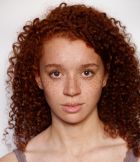 Herec Erin Kellyman