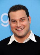 Herec Max Adler