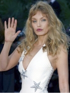 Herec Arielle Dombasle