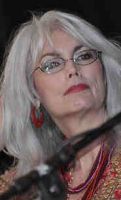 Herec Emmylou Harris