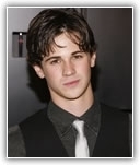 Herec Connor Paolo